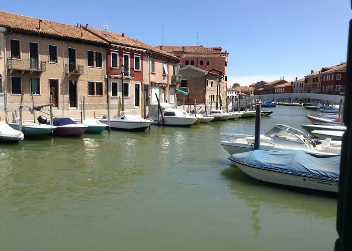 House On The Water Murano Apartman *
